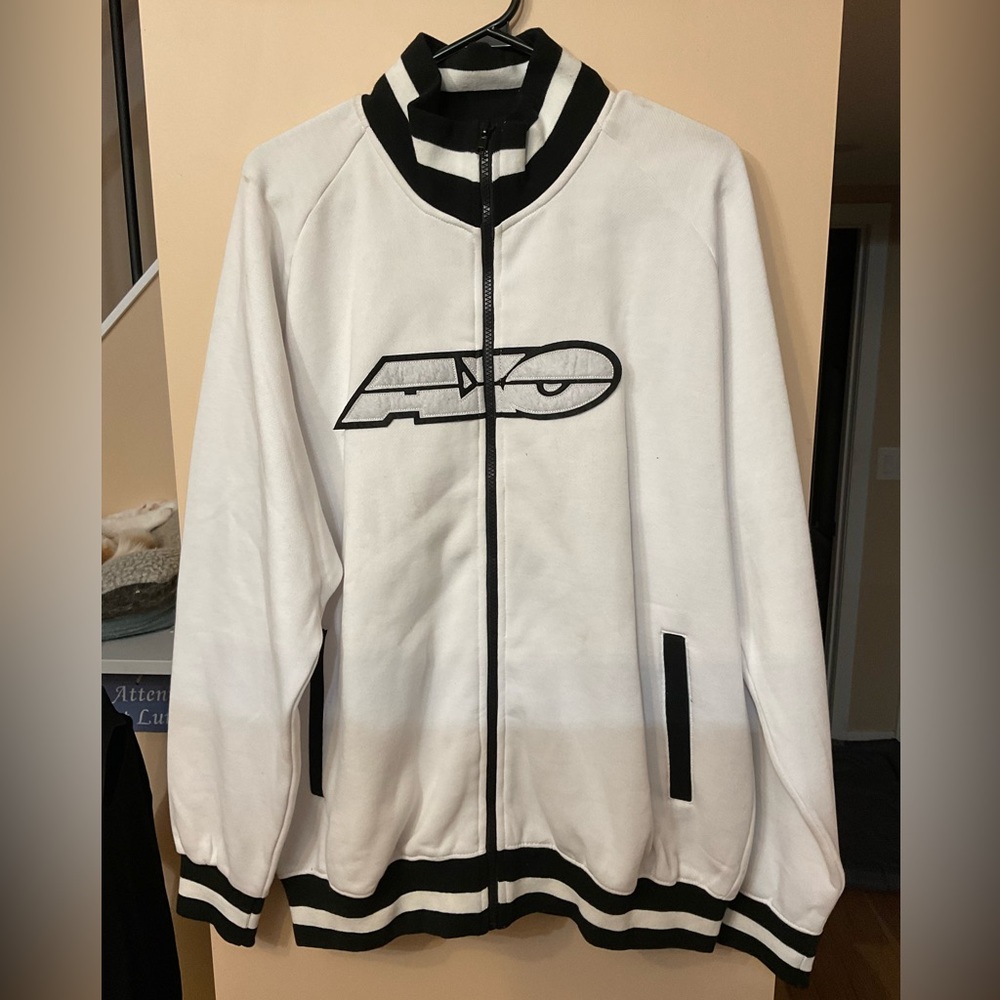 AXO Sweatshirt/Jacket . White . XL . New